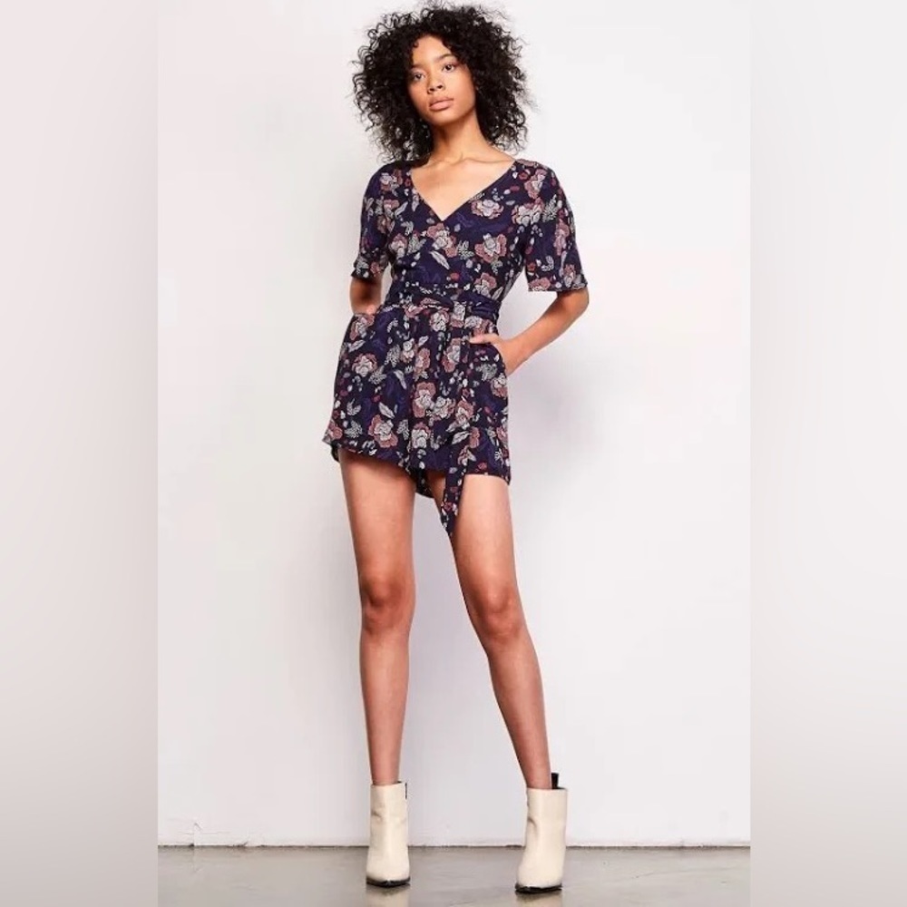 Anthropologie BB Dakota Floral Adelaide Romper Size 8